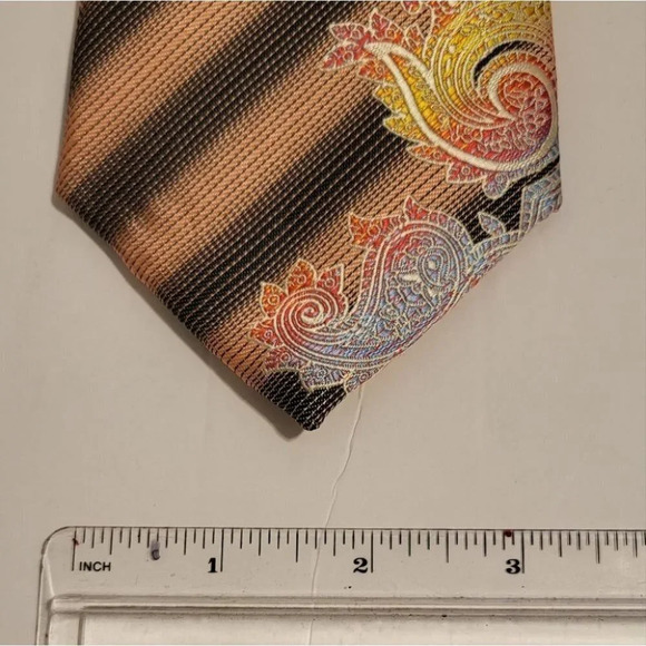 Men's Necktie Handkerchief Set by Henri Picard - Picture 6 of 6
